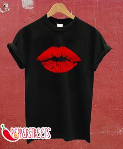 Red Lips Black T-Shirts