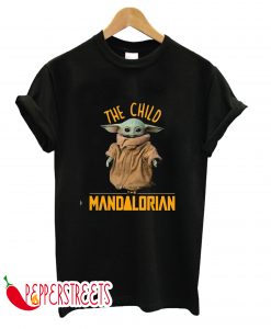 The child the Mandalorian T-Shirt